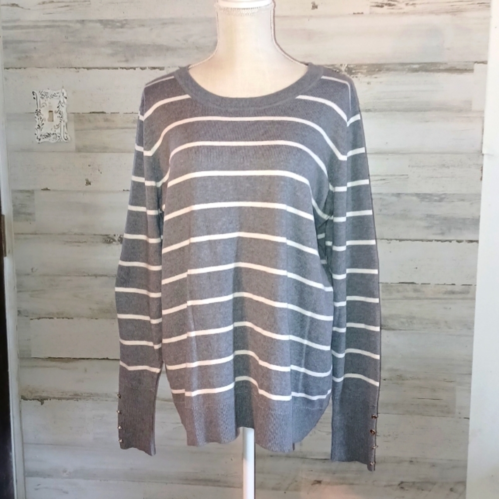 KIM ROGERS SWEATER TOP
